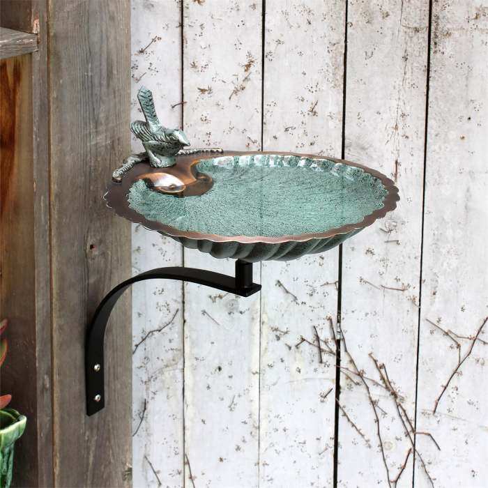 Achla Scallop Shell Birdbath w/Wall Bracket